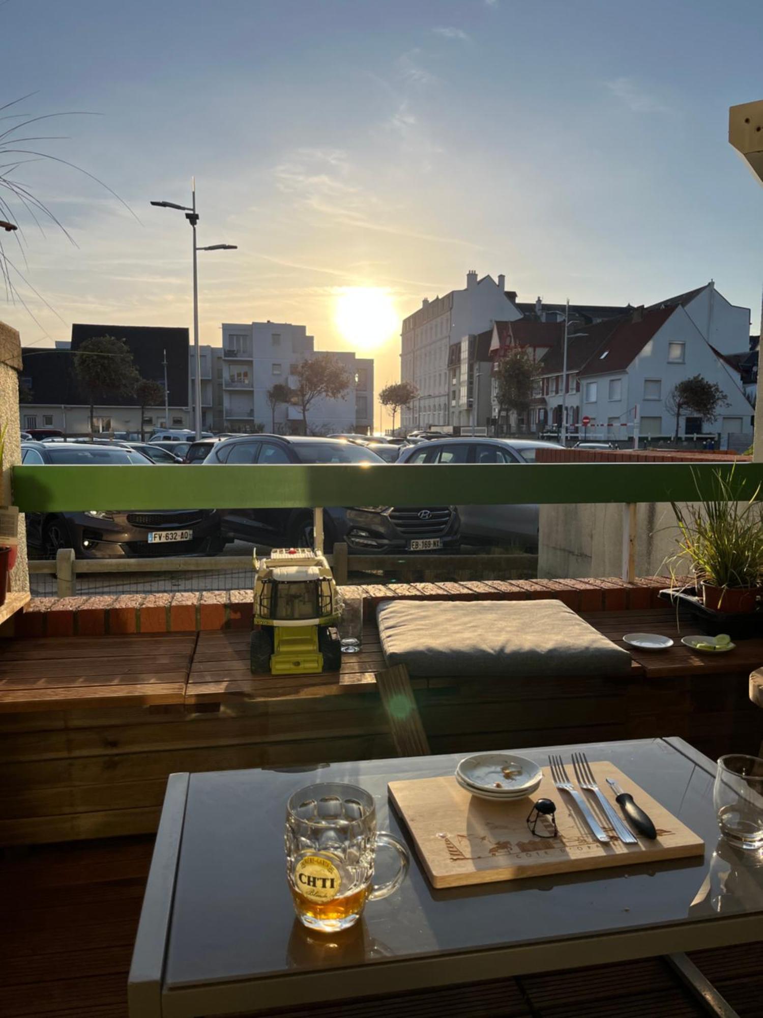 Agreable Appartement Et Terrasse A 2 Pas De La Mer 维姆勒 外观 照片