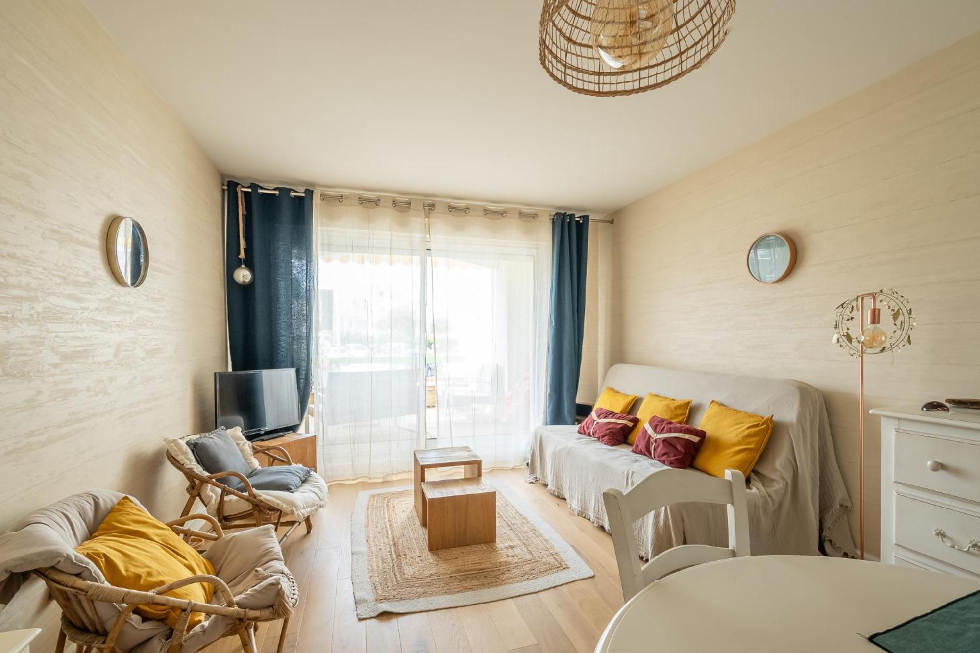 Agreable Appartement Et Terrasse A 2 Pas De La Mer 维姆勒 外观 照片